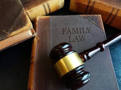 When to Hire a Family Law Attorney for Child Custody Disputes